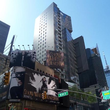 Hotel 1600 Broadway On The Square Ню Йорк Екстериор снимка